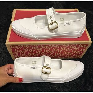 VANS Mary Jane white shoes sneakers women’s 8.5 new